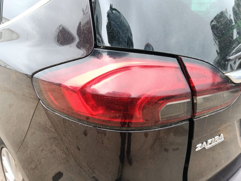 Recambio de piloto trasero izquierdo para opel zafira tourer c (p12) 2.0 cdti (75) referencia OEM IAM 39033314  