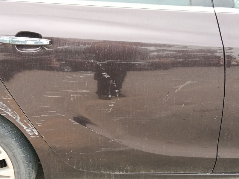 Recambio de puerta trasera derecha para opel zafira tourer c (p12) 2.0 cdti (75) referencia OEM IAM 13355183  