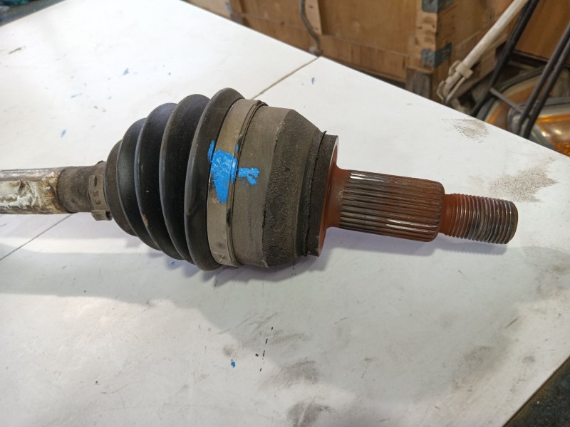 Recambio de transmision delantera derecha para land rover range rover sport ii (l494) 4.4 sdv8 4x4 referencia OEM IAM LR064251  