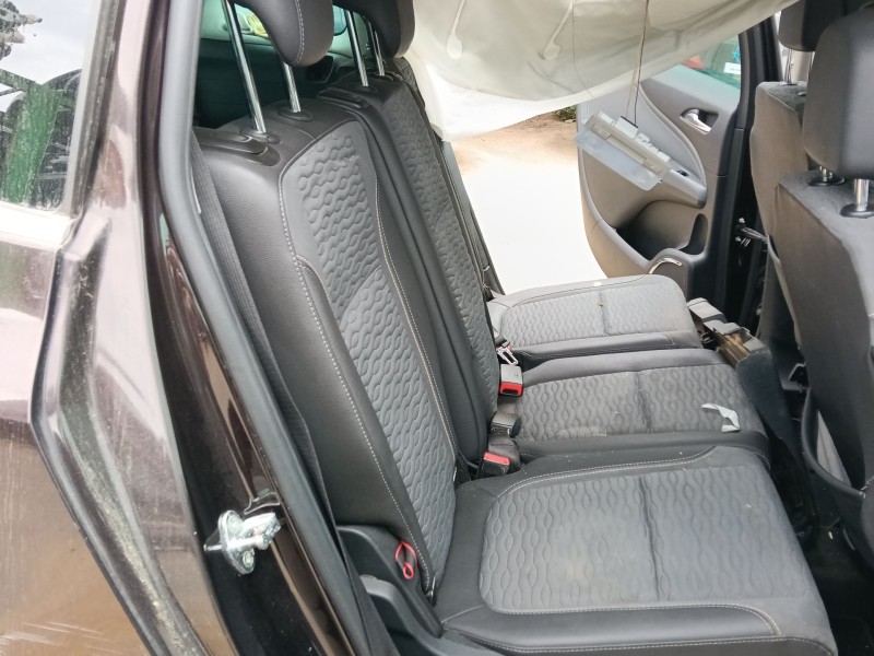 Recambio de asientos traseros para opel zafira tourer c (p12) 2.0 cdti (75) referencia OEM IAM   