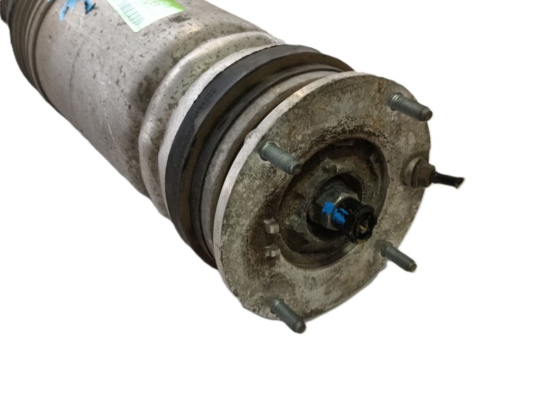 Recambio de amortiguador delantero derecho para land rover range rover sport ii (l494) 4.4 sdv8 4x4 referencia OEM IAM LR087084 