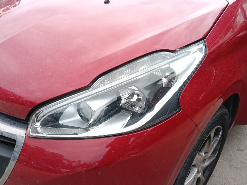 Recambio de faro izquierdo para peugeot 208 i (ca_, cc_) 1.2 vti 82 referencia OEM IAM 1685352680  