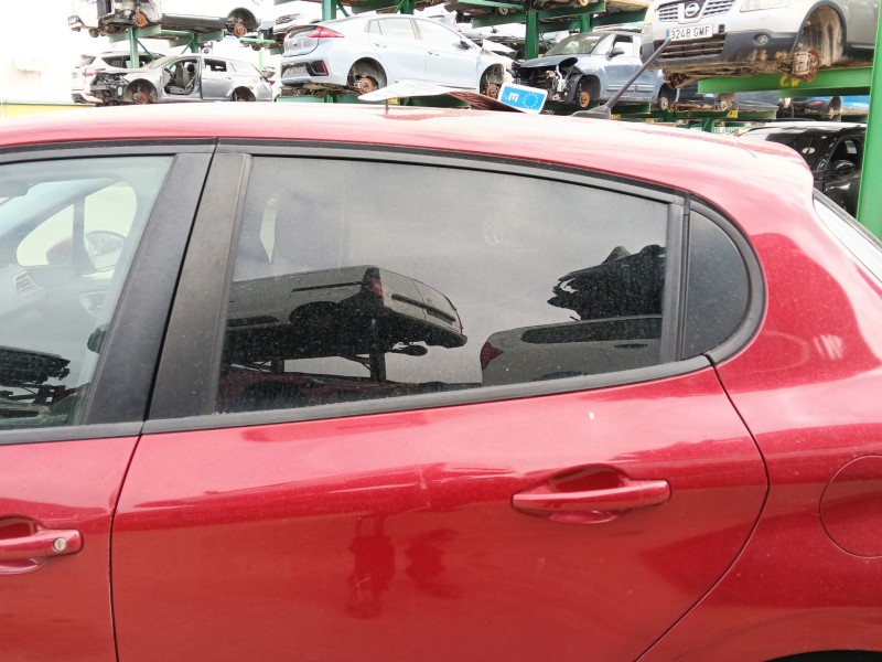 Recambio de elevalunas trasero izquierdo para peugeot 208 i (ca_, cc_) 1.2 vti 82 referencia OEM IAM 9673153980  