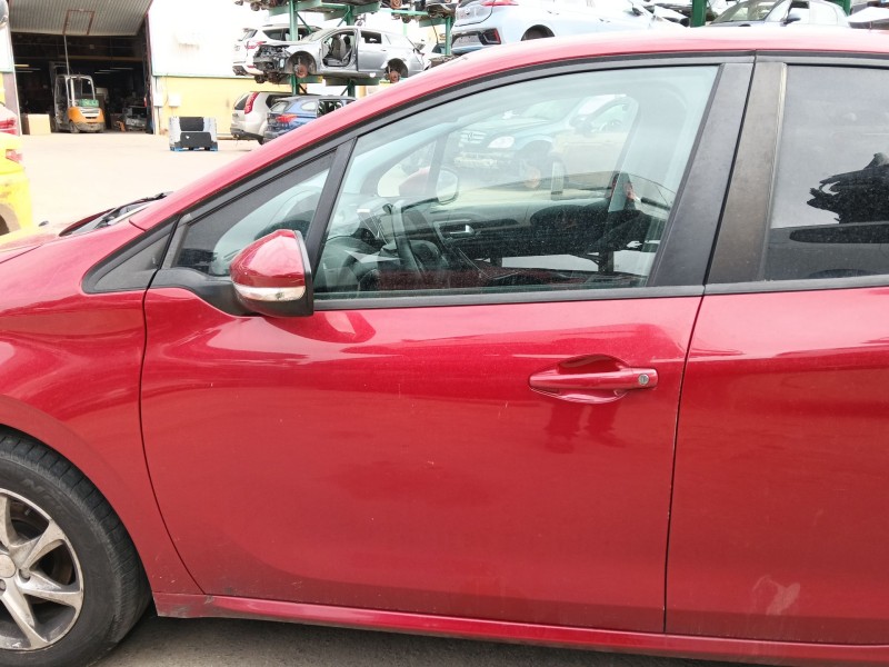 Recambio de puerta delantera izquierda para peugeot 208 i (ca_, cc_) 1.2 vti 82 referencia OEM IAM 9807820780  