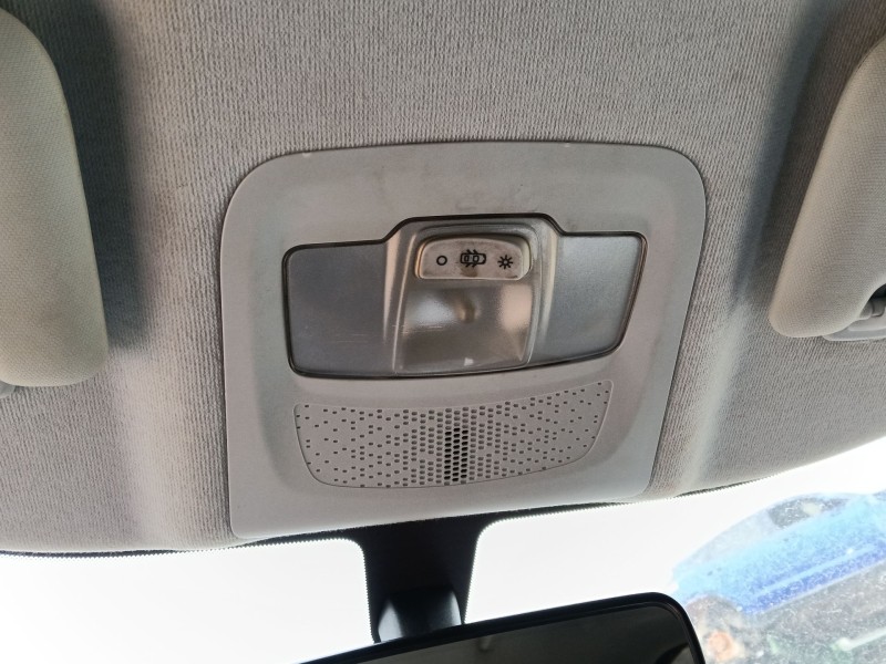 Recambio de luz interior delantera central para peugeot 208 i (ca_, cc_) 1.2 vti 82 referencia OEM IAM 96754056PR / 96781445PR  