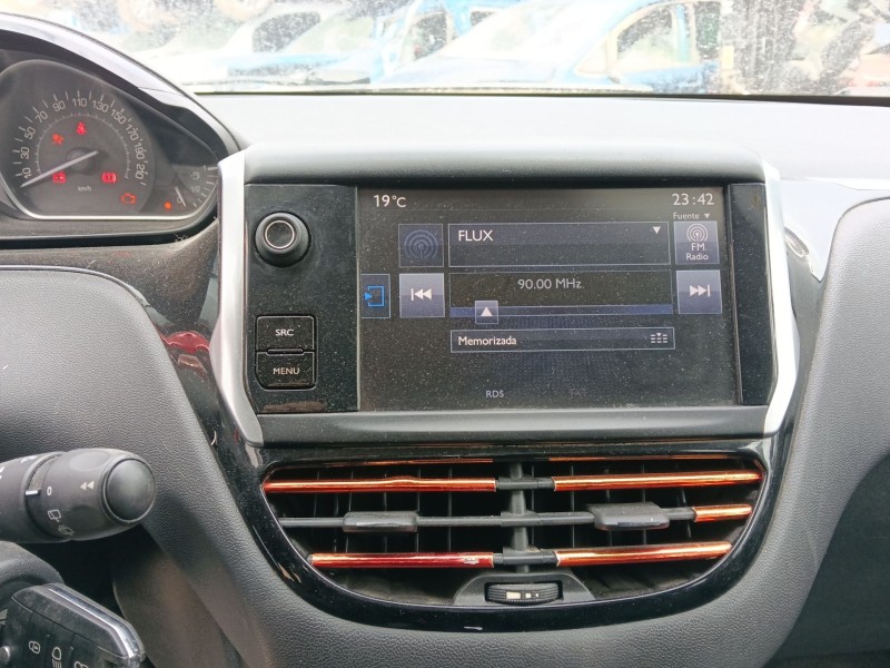 Recambio de sistema audio / radio cd para peugeot 208 i (ca_, cc_) 1.2 vti 82 referencia OEM IAM   