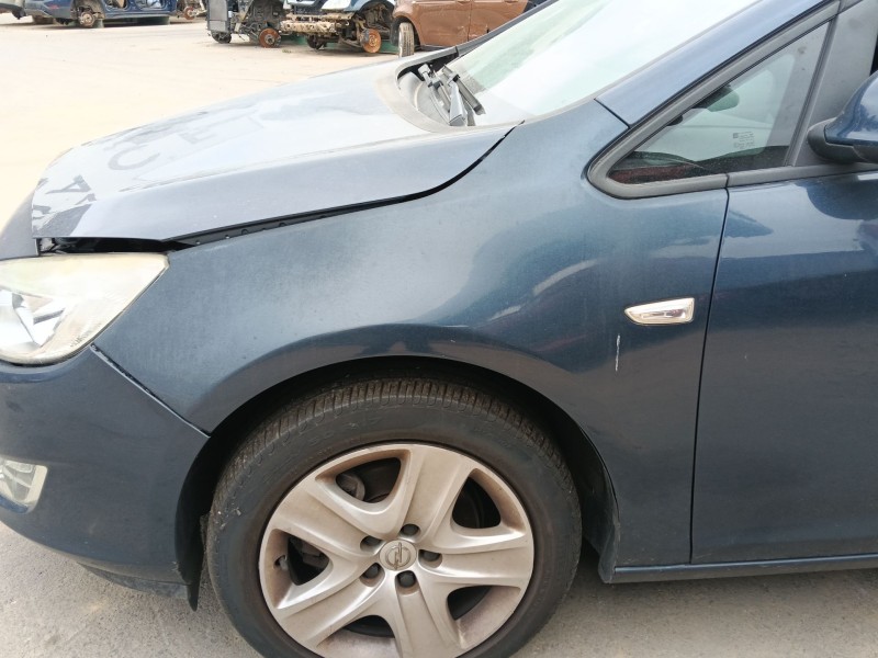 Recambio de aleta delantera izquierda para opel astra j (p10) 1.7 cdti (68) referencia OEM IAM   