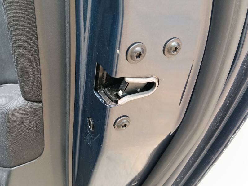 Recambio de cerradura puerta trasera derecha para opel astra j (p10) 1.7 cdti (68) referencia OEM IAM   