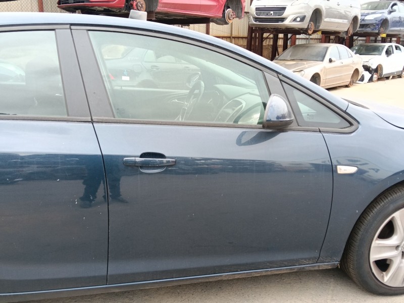 Recambio de puerta delantera derecha para opel astra j (p10) 1.7 cdti (68) referencia OEM IAM   