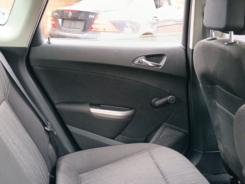 Recambio de guarnecido puerta trasera izquierda para opel astra j (p10) 1.7 cdti (68) referencia OEM IAM   