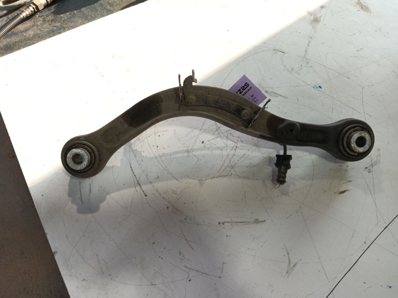 Recambio de brazo suspension superior trasero izquierdo para land rover range rover sport ii (l494) 4.4 sdv8 4x4 referencia OEM 