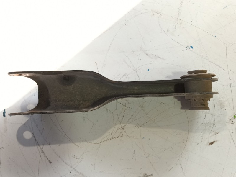 Recambio de brazo suspension inferior trasero izquierdo para land rover range rover sport ii (l494) 4.4 sdv8 4x4 referencia OEM 