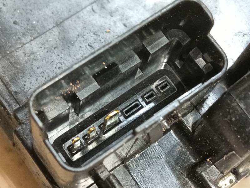 Recambio de cerradura puerta delantera derecha para nissan qashqai ii (j11, j11_) 1.3 dig-t referencia OEM IAM 805004EA2A  