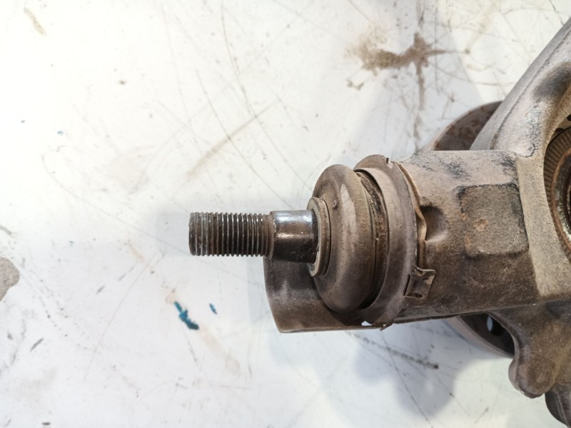 Recambio de mangueta delantera izquierda para citroën berlingo multispace (b9) 1.6 hdi 110 referencia OEM IAM 364696  