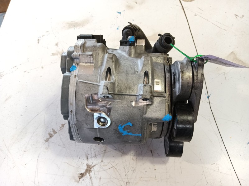 Recambio de alternador para audi q8 (4mn, 4mt) 50 tdi mild hybrid quattro referencia OEM IAM 4N1903028A  