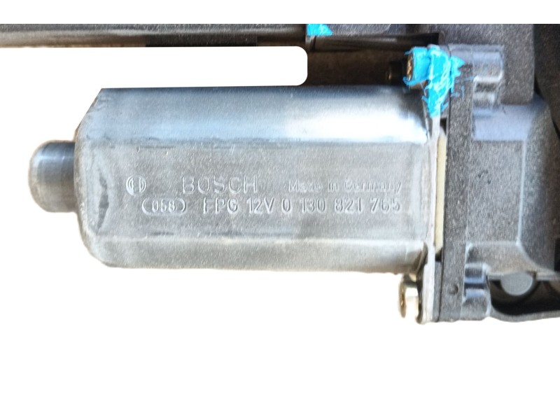 Recambio de elevalunas delantero izquierdo para audi a4 b6 (8e2) 1.9 tdi referencia OEM IAM 8E0837461C  