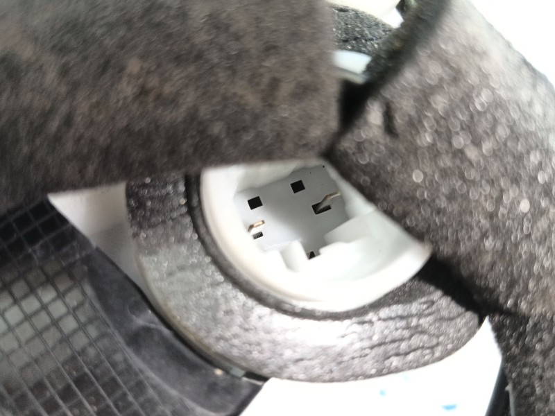 Recambio de cerradura puerta trasera derecha para subaru outback (bs) 2.0 d awd (bsd) referencia OEM IAM 61035AL101  