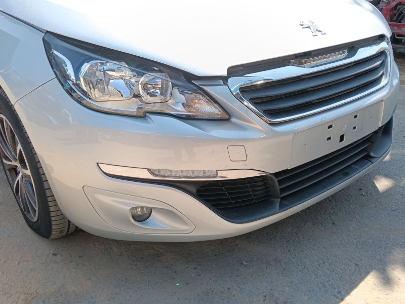 Recambio de paragolpes delantero para peugeot 308 sw ii (lc_, lj_, lr_, lx_, l4_) 1.2 thp 130 referencia OEM IAM 1610742080  