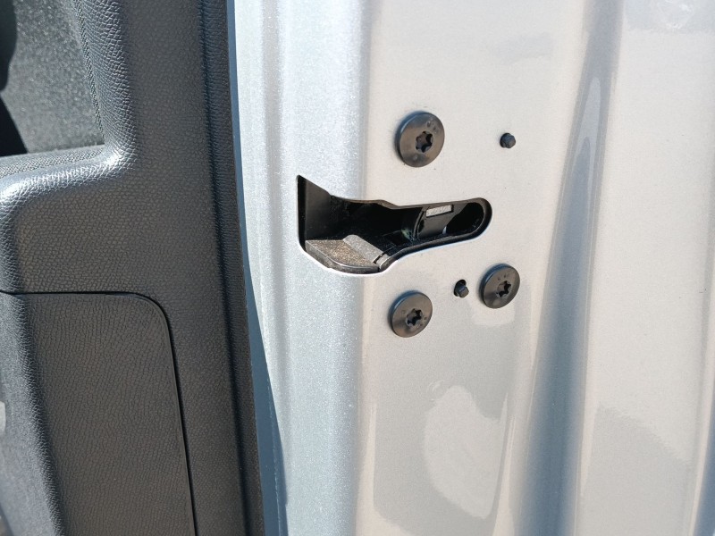 Recambio de cerradura puerta delantera derecha para peugeot 308 sw ii (lc_, lj_, lr_, lx_, l4_) 1.2 thp 130 referencia OEM IAM 9