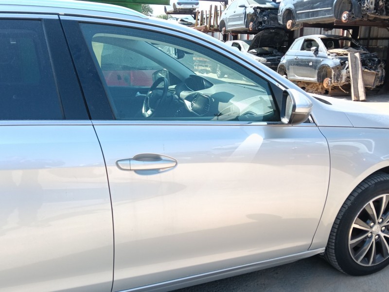 Recambio de puerta delantera derecha para peugeot 308 sw ii (lc_, lj_, lr_, lx_, l4_) 1.2 thp 130 referencia OEM IAM 1610102180 