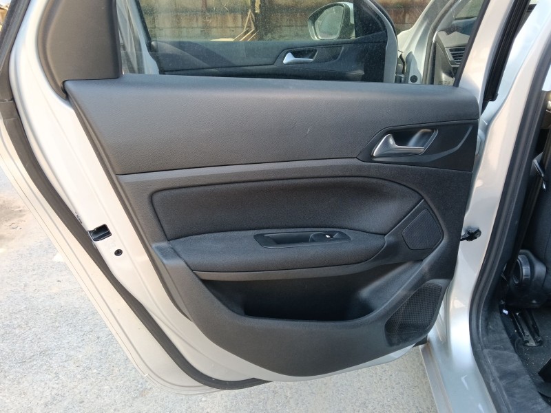 Recambio de guarnecido puerta trasera izquierda para peugeot 308 sw ii (lc_, lj_, lr_, lx_, l4_) 1.2 thp 130 referencia OEM IAM 