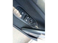Recambio de mando elevalunas delantero izquierdo para peugeot 308 sw ii (lc_, lj_, lr_, lx_, l4_) 1.2 thp 130 referencia OEM IAM