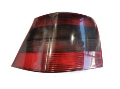 Recambio de piloto trasero izquierdo para volkswagen golf iv (1j1) 1.9 tdi referencia OEM IAM 1J6945095Q / 1J6945095S  