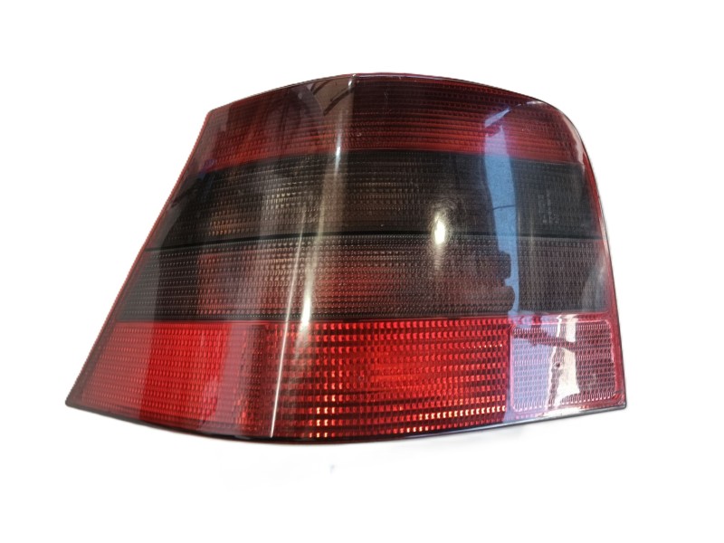 Recambio de piloto trasero izquierdo para volkswagen golf iv (1j1) 1.9 tdi referencia OEM IAM 1J6945095Q / 1J6945095S  