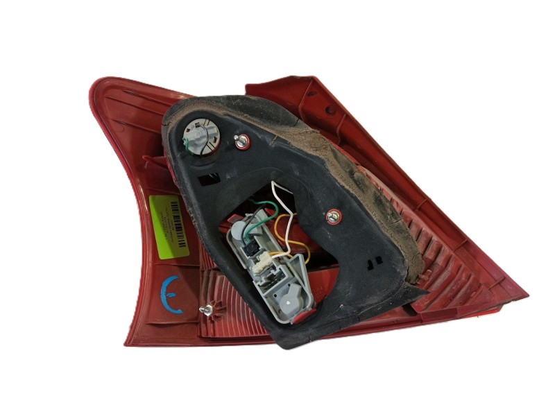 Recambio de piloto trasero derecho para toyota yaris (_p9_) 1.3 vvt-i (scp90_) referencia OEM IAM 815510D110  