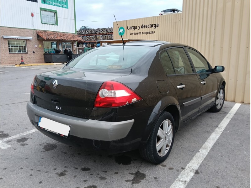 renault megane ii sedán (lm0/1_) del año 2004