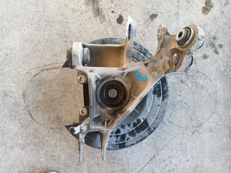 Recambio de mangueta trasera derecha para land rover range rover sport ii (l494) 4.4 sdv8 4x4 referencia OEM IAM   