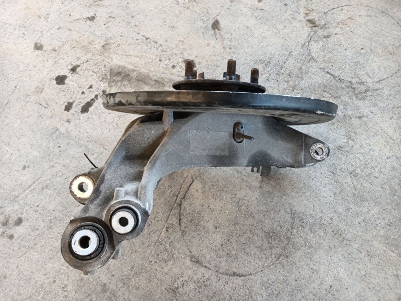 Recambio de mangueta trasera derecha para land rover range rover sport ii (l494) 4.4 sdv8 4x4 referencia OEM IAM   