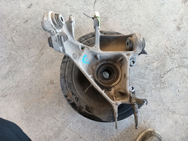 Recambio de mangueta trasera izquierda para land rover range rover sport ii (l494) 4.4 sdv8 4x4 referencia OEM IAM   