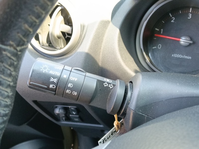 Recambio de mando intermitentes para nissan qashqai i (j10, nj10) 2.0 dci referencia OEM IAM   