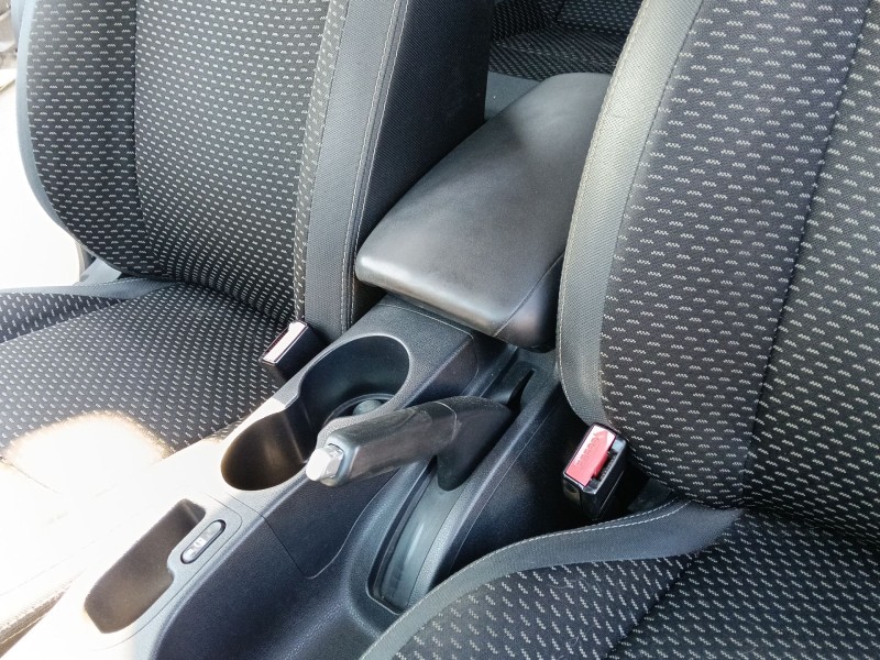 Recambio de apoyabrazos central para nissan qashqai i (j10, nj10) 2.0 dci referencia OEM IAM   