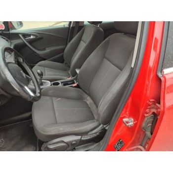 ASIENTO DELANTERO IZQUIERDO 