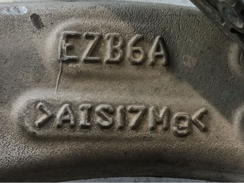 Recambio de brazo suspension superior delantero derecho para land rover range rover sport ii (l494) 4.4 sdv8 4x4 referencia OEM 