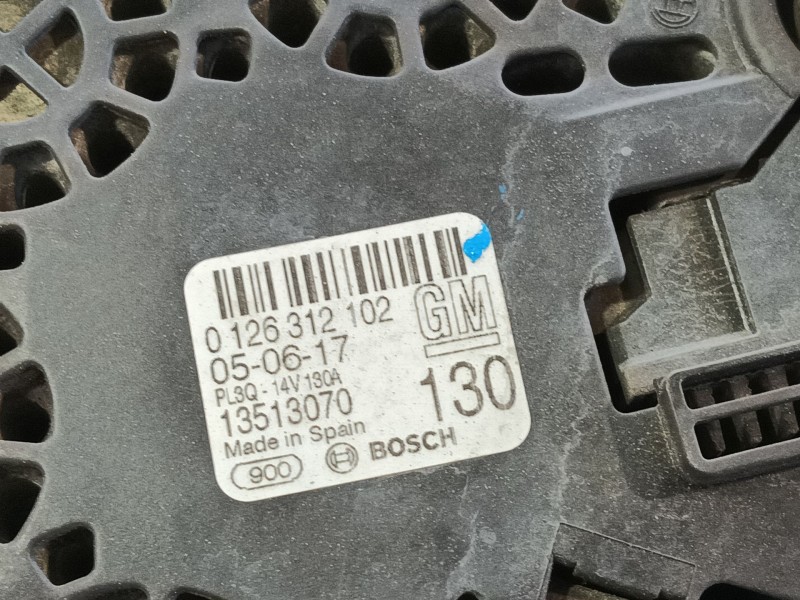 Recambio de alternador para opel astra k (b16) 1.4 turbo (68) referencia OEM IAM 13522659 / 95527391  