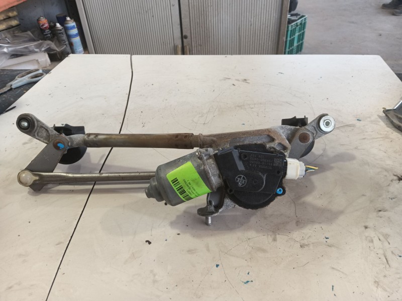 Recambio de motor limpia delantero para toyota yaris (_p9_) 1.3 vvt-i (scp90_) referencia OEM IAM   