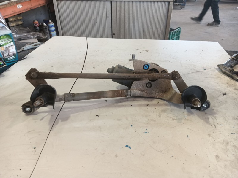 Recambio de motor limpia delantero para toyota yaris (_p9_) 1.3 vvt-i (scp90_) referencia OEM IAM   