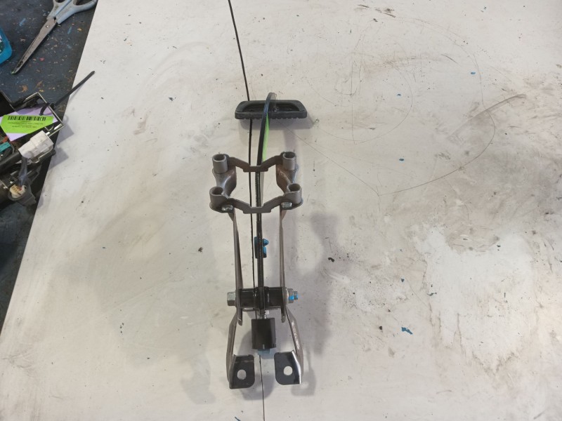 Recambio de pedal freno para subaru outback (bs) 2.0 d awd (bsd) referencia OEM IAM   