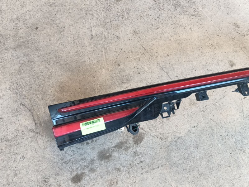 Recambio de piloto trasero central para lexus nx ii (_a2_, _h2_) 450h+ e-four (aazh26) referencia OEM IAM   