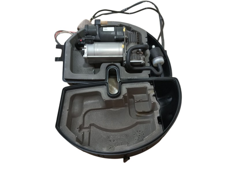 Recambio de bomba suspension para land rover range rover sport ii (l494) 4.4 sdv8 4x4 referencia OEM IAM LR069691 CPLA3B484CD 