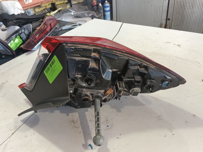 Recambio de piloto trasero izquierdo para renault captur ii (hf_) tce 140 (hfn0) referencia OEM IAM 265555698R  