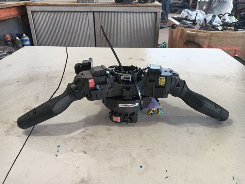 Recambio de mando multifuncion para lexus nx ii (_a2_, _h2_) 450h+ e-four (aazh26) referencia OEM IAM   