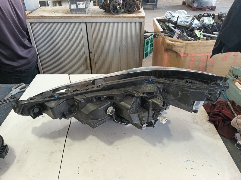 Recambio de faro derecho para lexus nx ii (_a2_, _h2_) 450h+ e-four (aazh26) referencia OEM IAM   