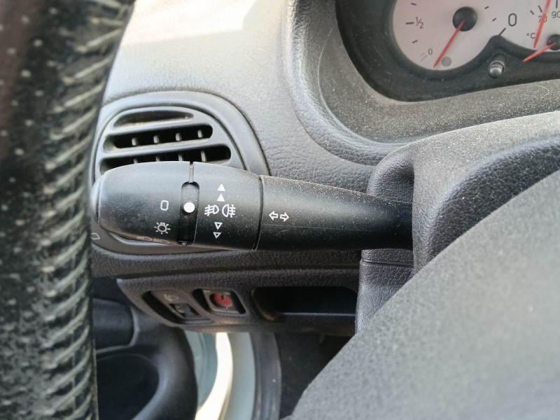 Recambio de mando multifuncion para peugeot 206 hatchback (2a/c) 2.0 hdi 90 referencia OEM IAM   