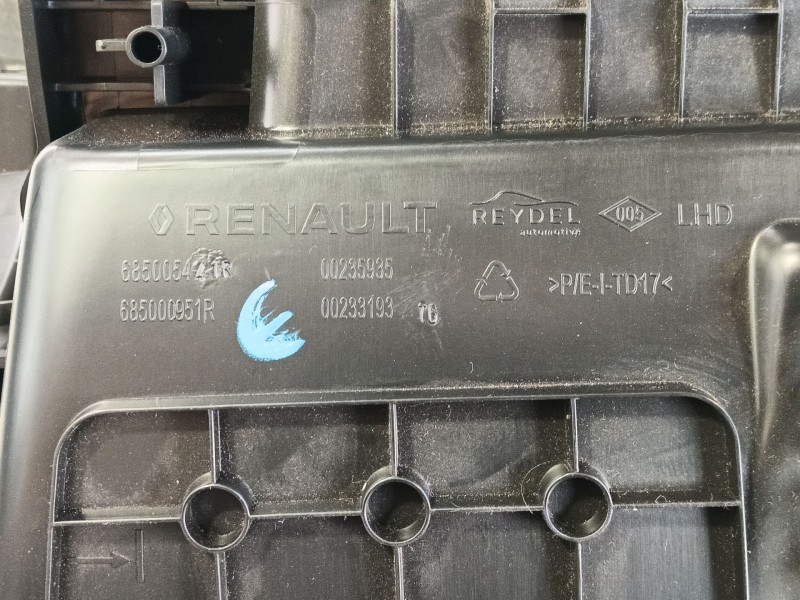 Recambio de guantera para renault captur ii (hf_) tce 140 (hfn0) referencia OEM IAM 682522488R  