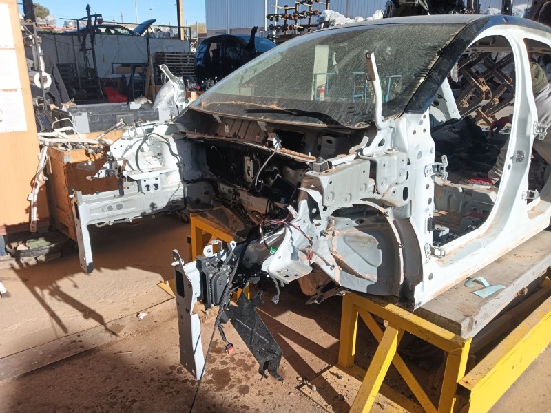 Recambio de punta chasis delantera para renault captur ii (hf_) tce 140 (hfn0) referencia OEM IAM   