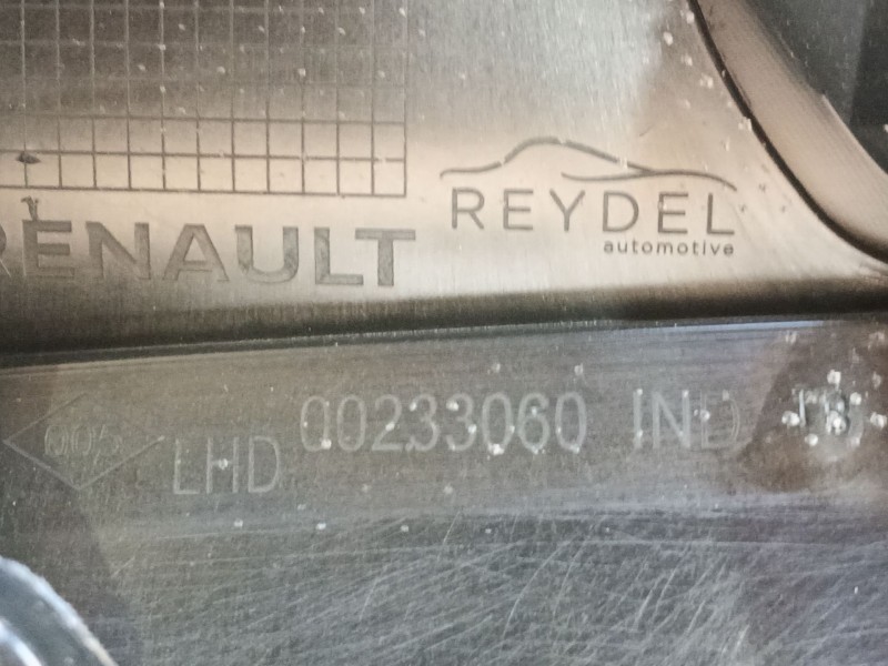 Recambio de salpicadero para renault captur ii (hf_) tce 140 (hfn0) referencia OEM IAM 681001063R 646002900B 